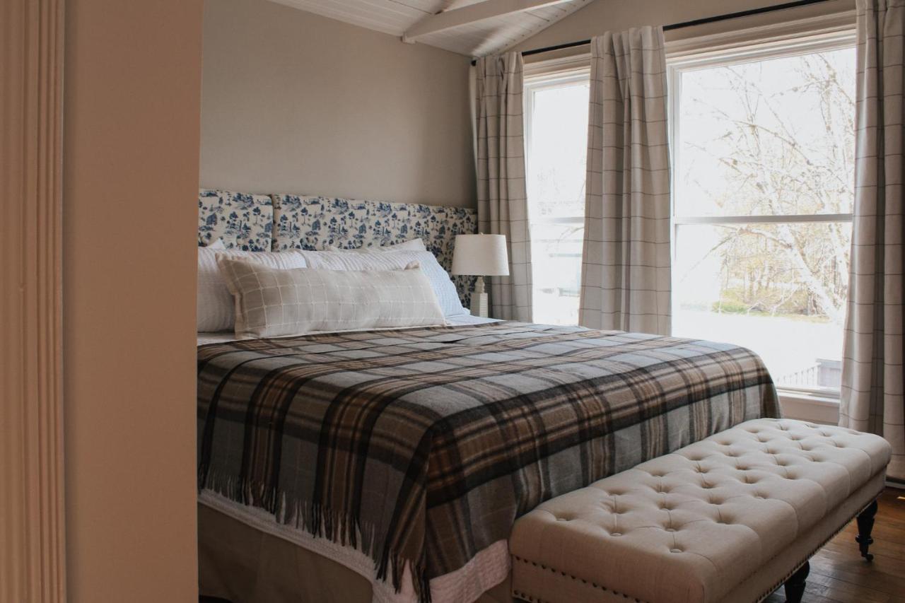 The Cooper'S Inn シェルバーン エクステリア 写真